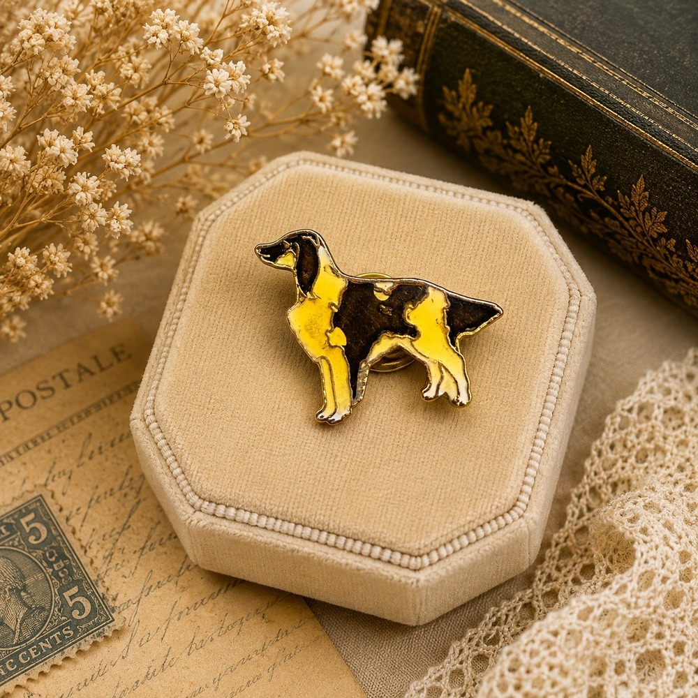 Vintage Black Yellow Enamel Dog Pin Gold Tone Gordon Setter Lapel Pin Pendant